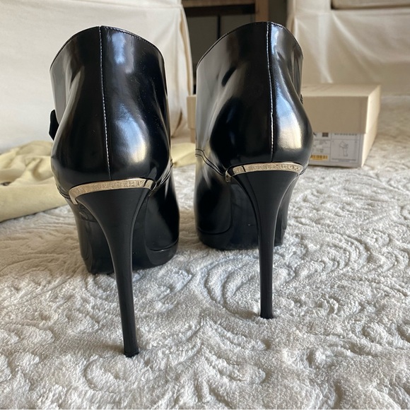 Burberry Leather Peep Toe Buckle Bootie - Picture 4 of 7